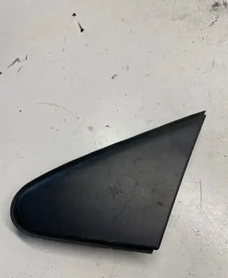 Toyota Auris E180 Fender end trim 6011802110