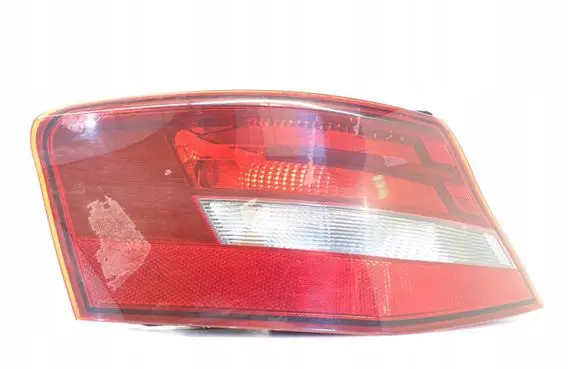 Audi A3 S3 8V Tailgate rear/tail lights 8V3945095