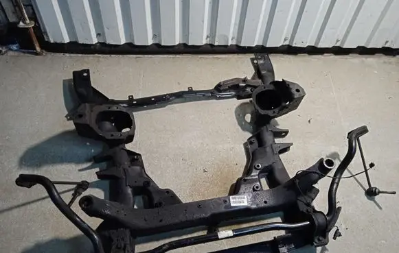 BMW X5 E70 Front subframe 678546703