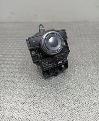 Mercedes-Benz C W204 Multifunctional control switch/knob A2048700579 A2049020501 A2048700979