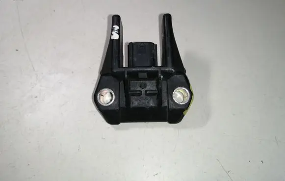 Subaru Outback Airbag deployment crash/impact sensor 98231AG000