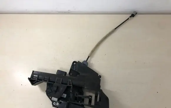Ford Focus Rear door lock 4M5AA26413EC 4M51A266B31