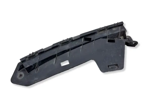 Volvo V70 Front bumper mounting bracket 30796387