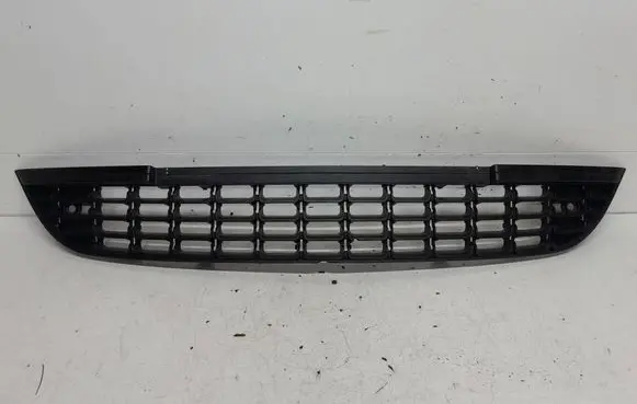 Opel Astra J Front bumper lower grill 13266567