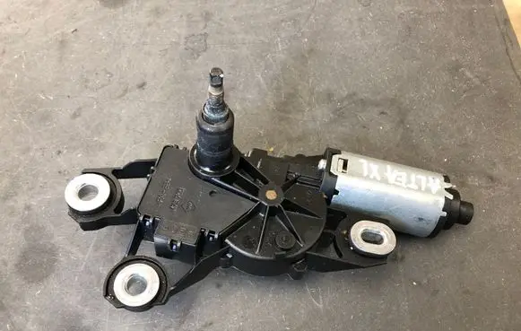 Seat Altea Rear window wiper motor 5P0955711C