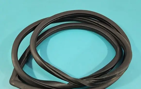Hyundai Santa Fe Rubber seal rear door IMPRK1564401