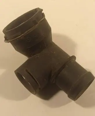 Volkswagen PASSAT B6 Engine coolant pipe/hose 1K0122291Ad