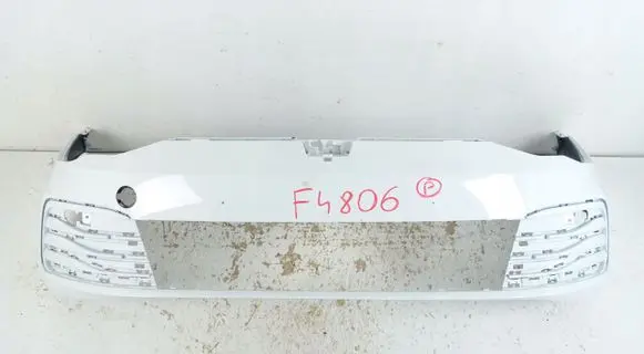 Volkswagen Golf VIII Front bumper 5H0807221J