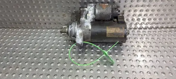 Mercedes-Benz A W176 Starter motor A2709060700