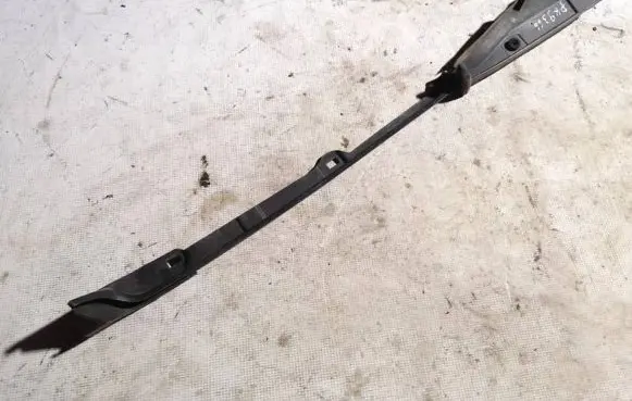 Renault Laguna III Fender mounting bracket 668630003r