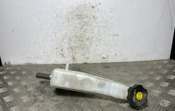 Hyundai Kona I Master brake cylinder DT105