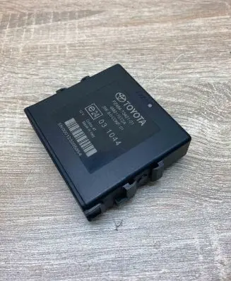 Toyota Avensis T270 Parking PDC control unit/module PZ464T342101 4M0175T2A