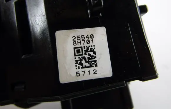 Nissan X-Trail T30 Light switch 255408H701