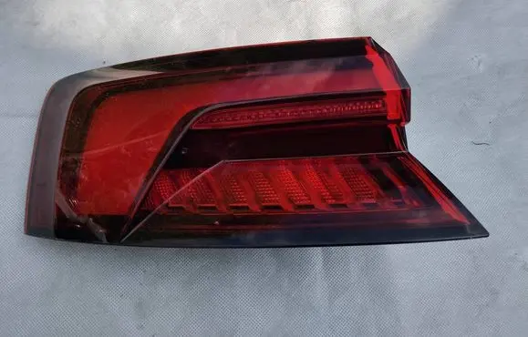 Audi A5 Rear/tail lights 8W6945091J 636000 636027