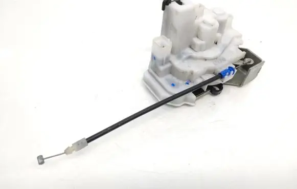 Fiat Doblo Front door lock 51817366