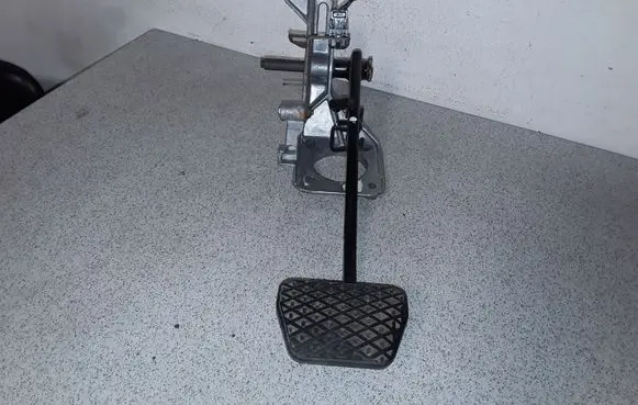 BMW 3 E46 Brake pedal 35112229128 2229128