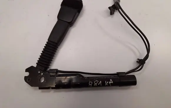 BMW 1 E82 E88 Front seatbelt buckle 9119541 72119119541 72117213563