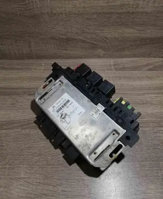 Mercedes-Benz S W220 Fuse module A0205451932 05045130