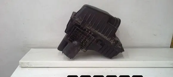 Peugeot 807 Air filter box 9640454480