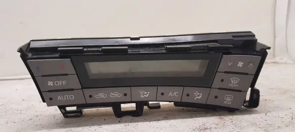 Toyota Prius (XW30) Climate control unit 75D726