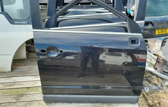 Chevrolet Captiva Front door NOCODE