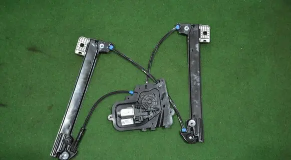 Tesla Model 3 Front door window regulator with motor 161644398A
