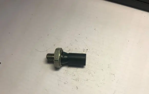 Seat Leon (1P) Oil pressure sensor 03C919081