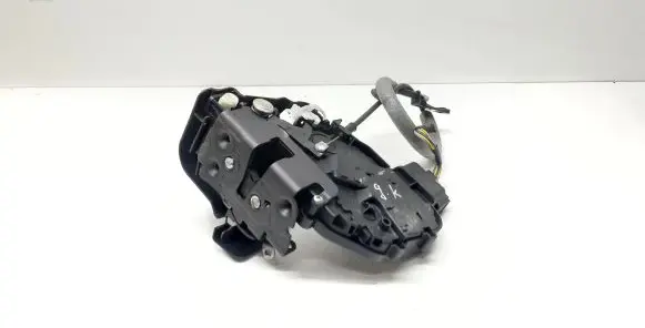 Volvo XC60 Rear door lock 30799326