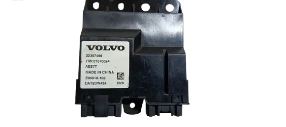 Volvo XC60 Tailgate/trunk control unit/module 32357496 SK262012