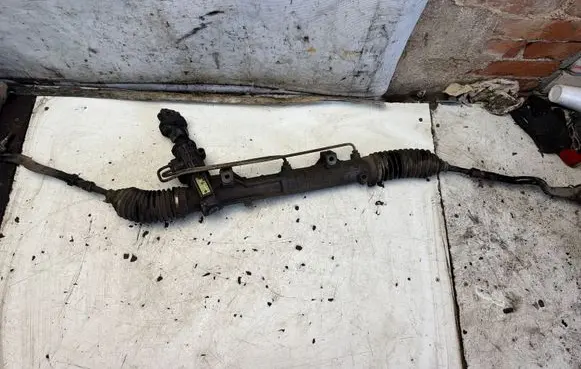 BMW 3 E46 Steering rack 6757650