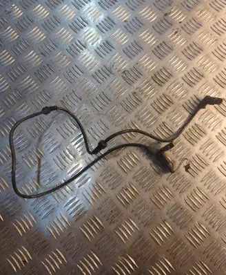 Mercedes-Benz C W204 Brake pads wear sensor A2045400605