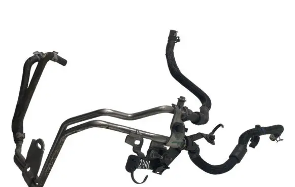 Coolant pipe/hose