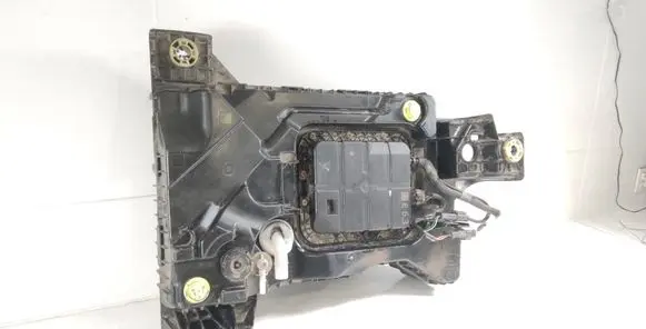 Peugeot 5008 II AdBlue liquid reservoir P1002560