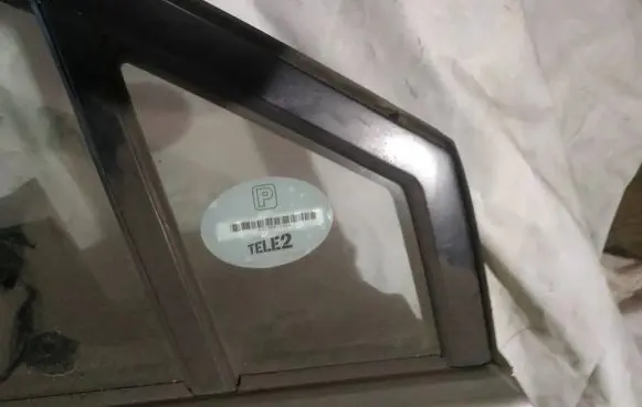 Toyota Corolla Verso AR10 Front door vent window glass four-door 