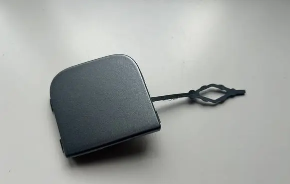 Opel Grandland X Front tow hook cap/cover Y00033977