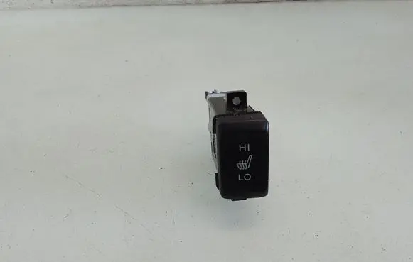 Honda Accord Seat heating switch M22831