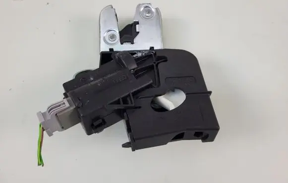 Audi A4 S4 B8 8K Tailgate/trunk/boot lock/catch/latch 4E0827645A