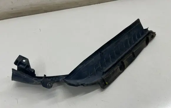 Fender end trim