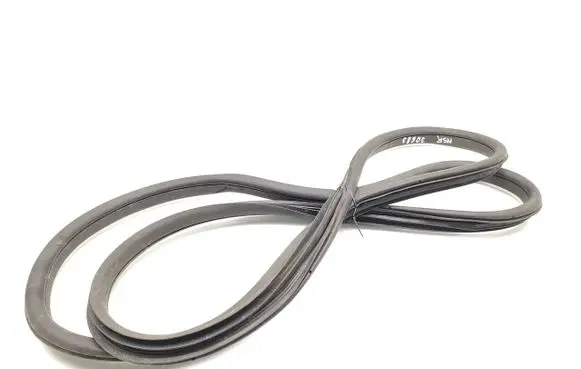 MG HS Rubber seal rear door 