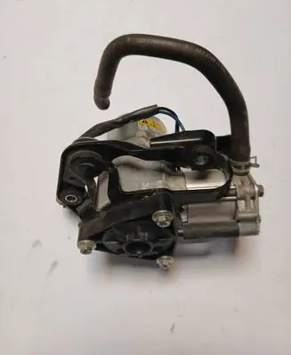 Mitsubishi Outlander Vacuum pump 5M220331