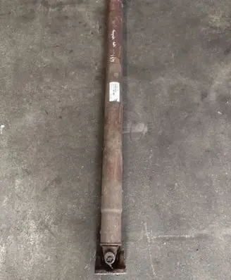 Dodge Durango I Rear driveshaft/prop shaft 52105514AA