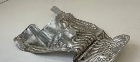Mini Cooper Countryman F60 Heat shield in engine bay 9465553