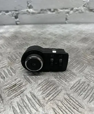 Opel Insignia A Light switch 23197915