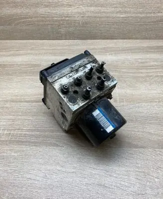 Volkswagen PASSAT B6 ABS Pump 3C0614109