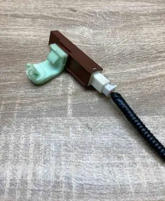 Toyota Prius (XW20) Aerial antenna amplifier M42131 08018 WITHPLUG
