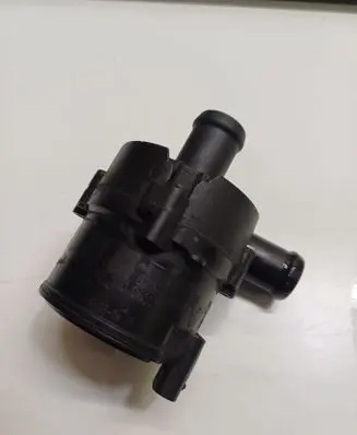 Volkswagen PASSAT B8 Electric auxiliary coolant/water pump 5G0965567