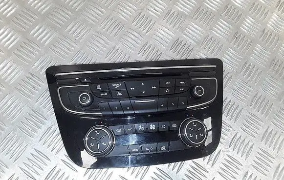 Peugeot 508 Climate control unit e1060945