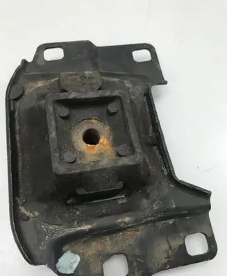 Volvo S40 Engine mount bracket 349249