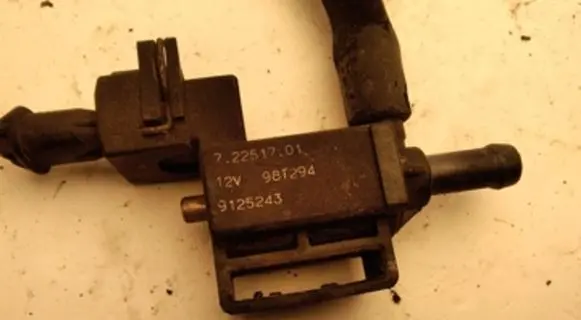 Volvo S80 Valve vacuum 9125243 98T294 72251701
