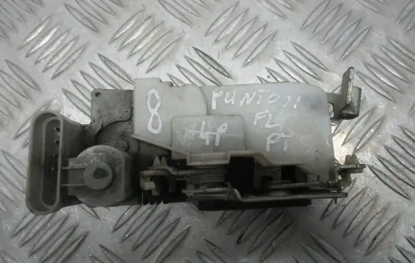 Fiat Punto (188) Rear door lock